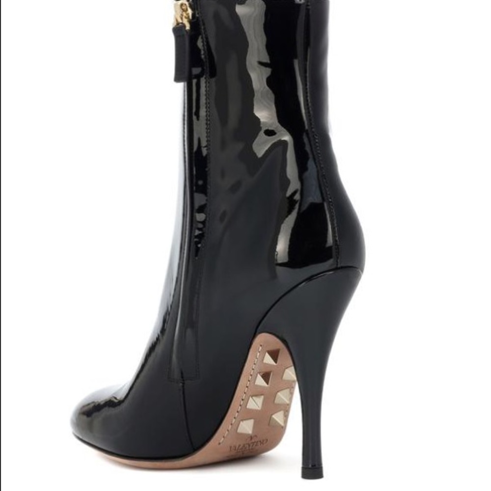 Valentino Killer Stud Leather Ankle Boots Black 38